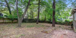 Spacious 3bd/2ba in Capitol View w/ Huge Fenced-In Backyard! Gallery 14