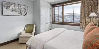 1950 Faraway Road Gallery 23