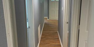 3 bedroom and 1 bathroom house- $1000 move-in special Gallery 19