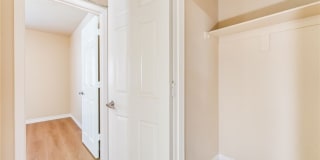 5121 River Glen Drive Gallery 14