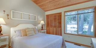 3 Bedroom 2 Bath Fully Furnished - Sunriver Oregon Gallery 8