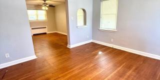 324 S 27TH Street Gallery 5