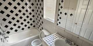 1931 STAUNTON AVENUE Gallery 10