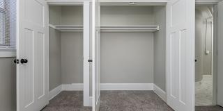 Elegant Renovation! HUGE 1 Bed 1 Bath Available Now! Gallery 71