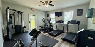 Modern 2-Bedroom Townhome with Dual Suites in Beautiful Winter Haven! Gallery 25