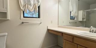 Desirable Paris Park Home!! 55+ Community Gallery 15