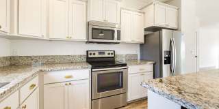 Newer 3 Bedroom 2 Bathroom Home in a Nice Neighborhood Gallery 5