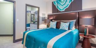 2825 E Martin Luther King Blvd Gallery 7