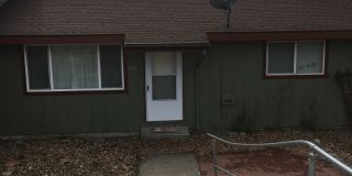 2 Bedroom, 1 Bathroom Duplex - Located near Sky Lakes and Oregon Tech! Gallery 1