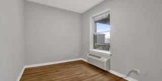2456 North Hamlin Avenue Gallery 14