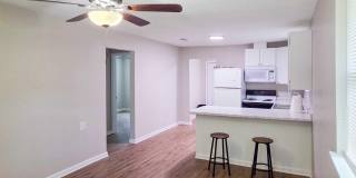 707 Dent Street Gallery 4