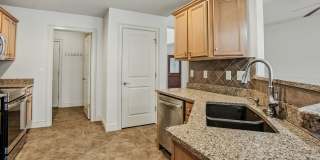 Marvelous 3 Bedroom House In Mill Creek Manor! Gallery 10