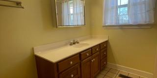 Spacious country home for lease Gallery 21