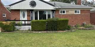 26125 Huntington Drive Gallery 1