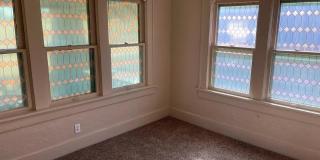 Charming 3 Bed, 2 Bath Brick Bungalow – Available Now! Gallery 14