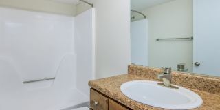 Laurel Ridge Apartments Gallery 57