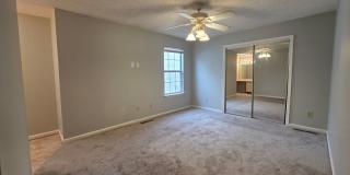 PEMBROKE CROSSING CONDOS Gallery 24