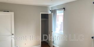 4819 8th Street NE Gallery 13
