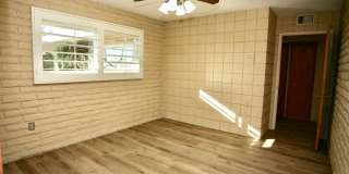 Mid-Century Modern 3Br 2Ba on 1/2ac with View! Gallery 9