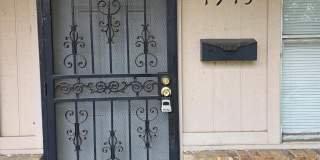 1913 N Magnolia Street Gallery 2