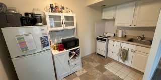 1029 E Knapp St Gallery 20