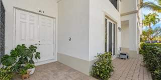 1614 NE 9th Street Gallery 2