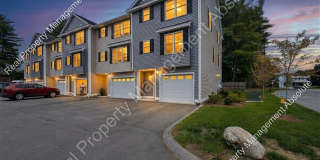 Modern Nashua Townhouse | 3 Beds • 2.5 Baths • Garage Modern Nashua Townhouse | 3 Beds • 2.5 Baths • Garage Gallery 1