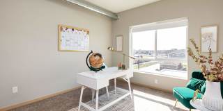 Lake Shore Apartments Gallery 17