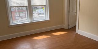 15-17 Railroad Square Gallery 7