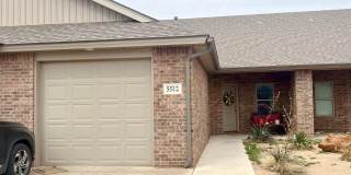 Lincoln 16 - 5512 Lehigh Street Gallery 1