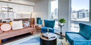 Axis Oakland Gallery 72