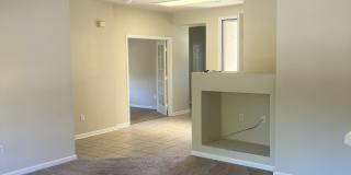 1205 Shadow Glen Lane Gallery 34