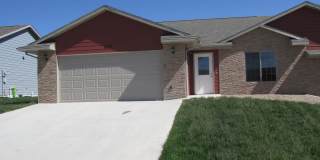 2 BEDROOM | 2 BATH | DOUBLE GARAGE | SOUTH Gallery 1