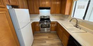 Tanglewood Condominium With Beautiful Bay Views, Fireplace, and Private Deck!! Gallery 4