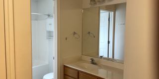 Provo 4bd 3ba Twin-home with Main Floor Master! Gallery 1