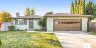 Newly Updated 3 Bed / 2 Bath Home in East Medford with Large Fenced Backyard! Gallery 1