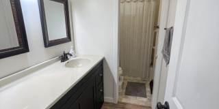 4626 Midway Road Gallery 10