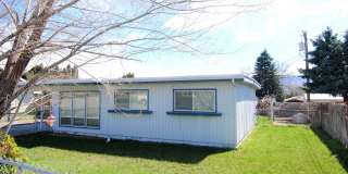 ** 3-Bedroom ~ Upgraded ~ House for Rent in Sought After East Wenatchee ** Gallery 1