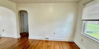 532 DUNLAP Street Gallery 7