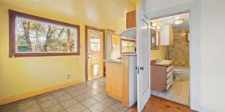 1726 Parker St # 1 Gallery 4