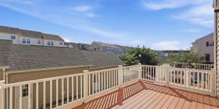 Large Townhome in Wormans Mill! Gallery 29