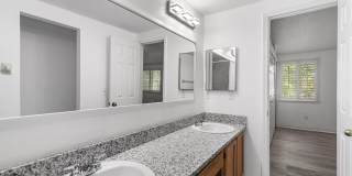 330 SUNRISE Circle Gallery 21