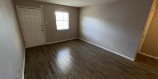 105 Reagan Ave Street Gallery 2