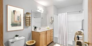 Creekside Commons Apartments Gallery 27