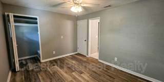 504 S Westland Ave. Gallery 22