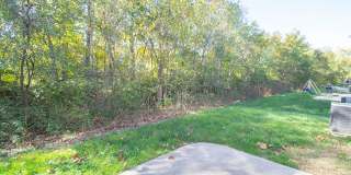 Spacious 4 BDR Duplex Gallery 41