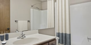 Willow Creek Apartments Gallery 6