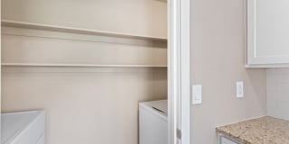 Waters Edge Apartment Homes Gallery 48
