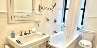 200 W 54th St Apt GER38VSZ Gallery 1