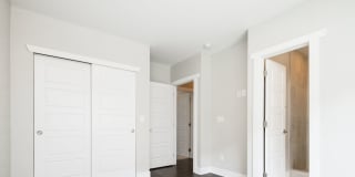 Modern 3 bed / 4 bath, 3 story townhome! Gallery 32